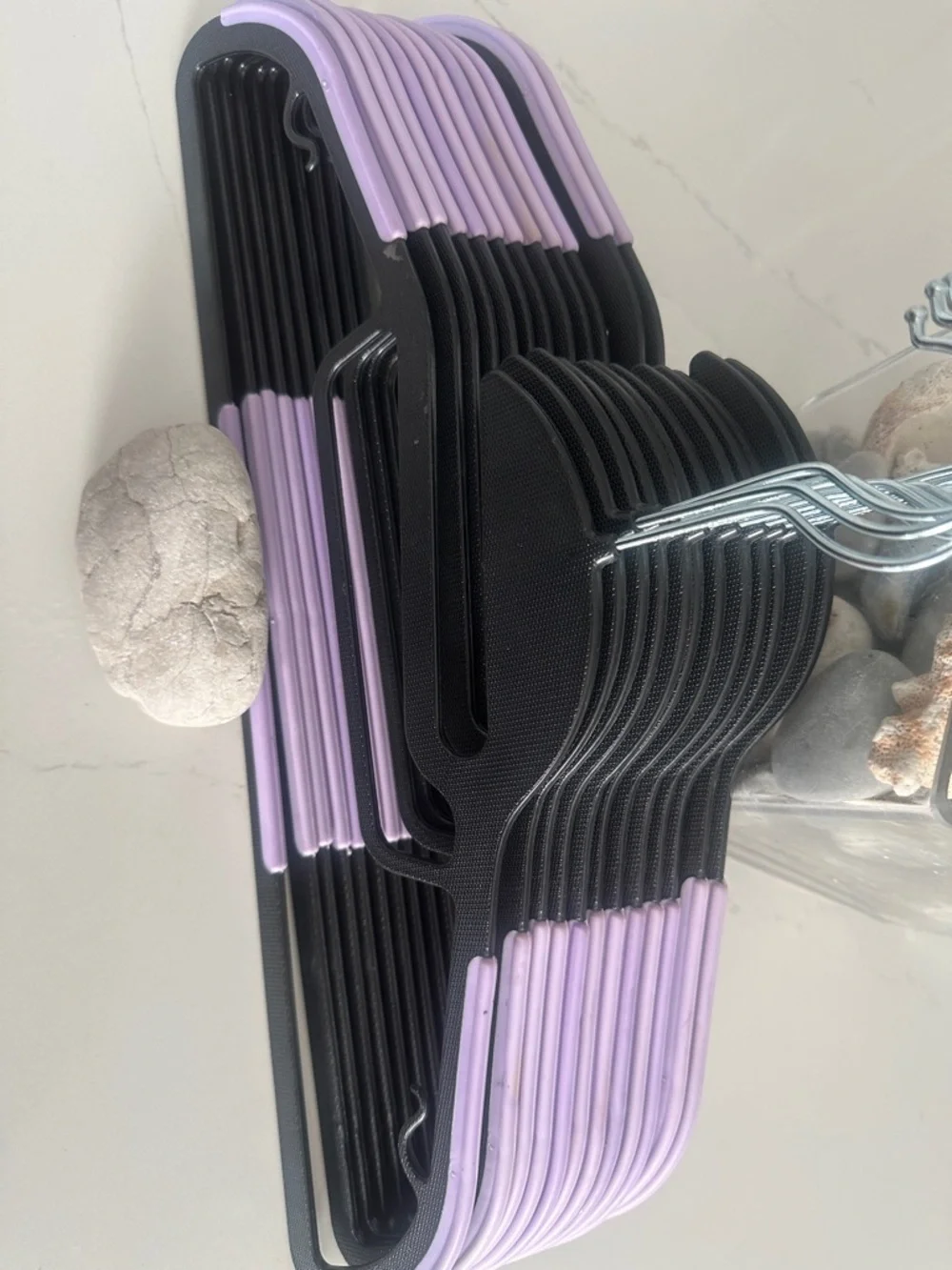 Non-Brand Black and Lavender Non-Slip Plastic Closet Hangers - 12 Pack